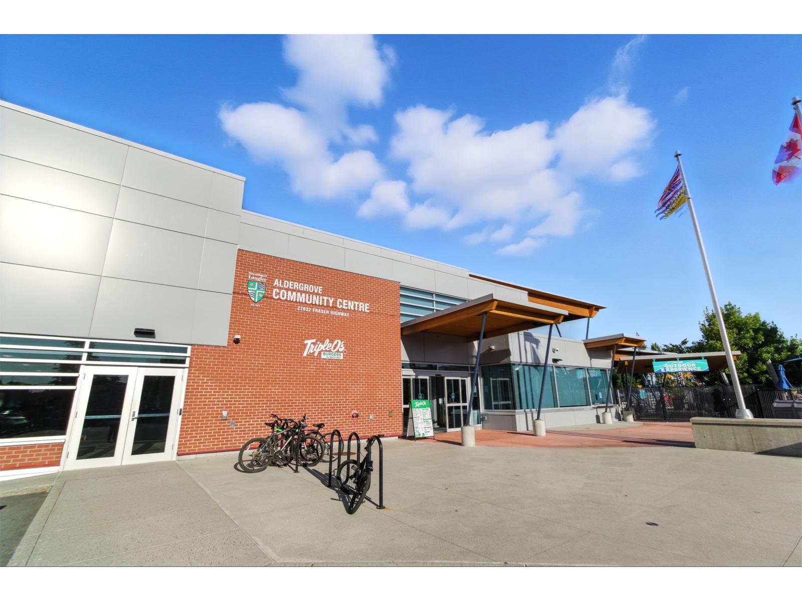 128 SPRINGFIELD DRIVE, Langley