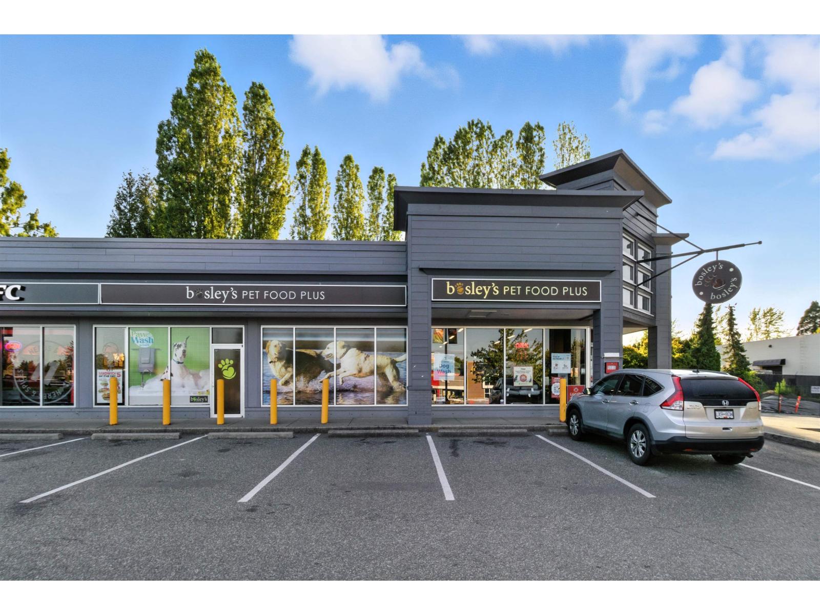 128 SPRINGFIELD DRIVE, Langley