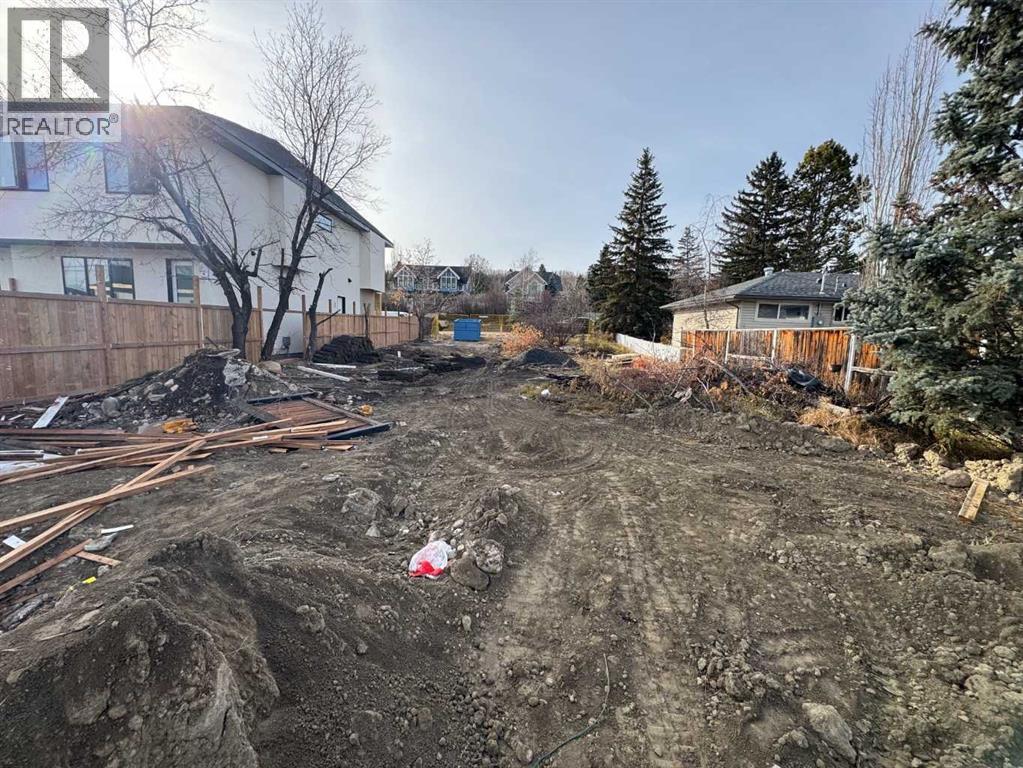 8928 34 Avenue NW, Calgary, Alberta