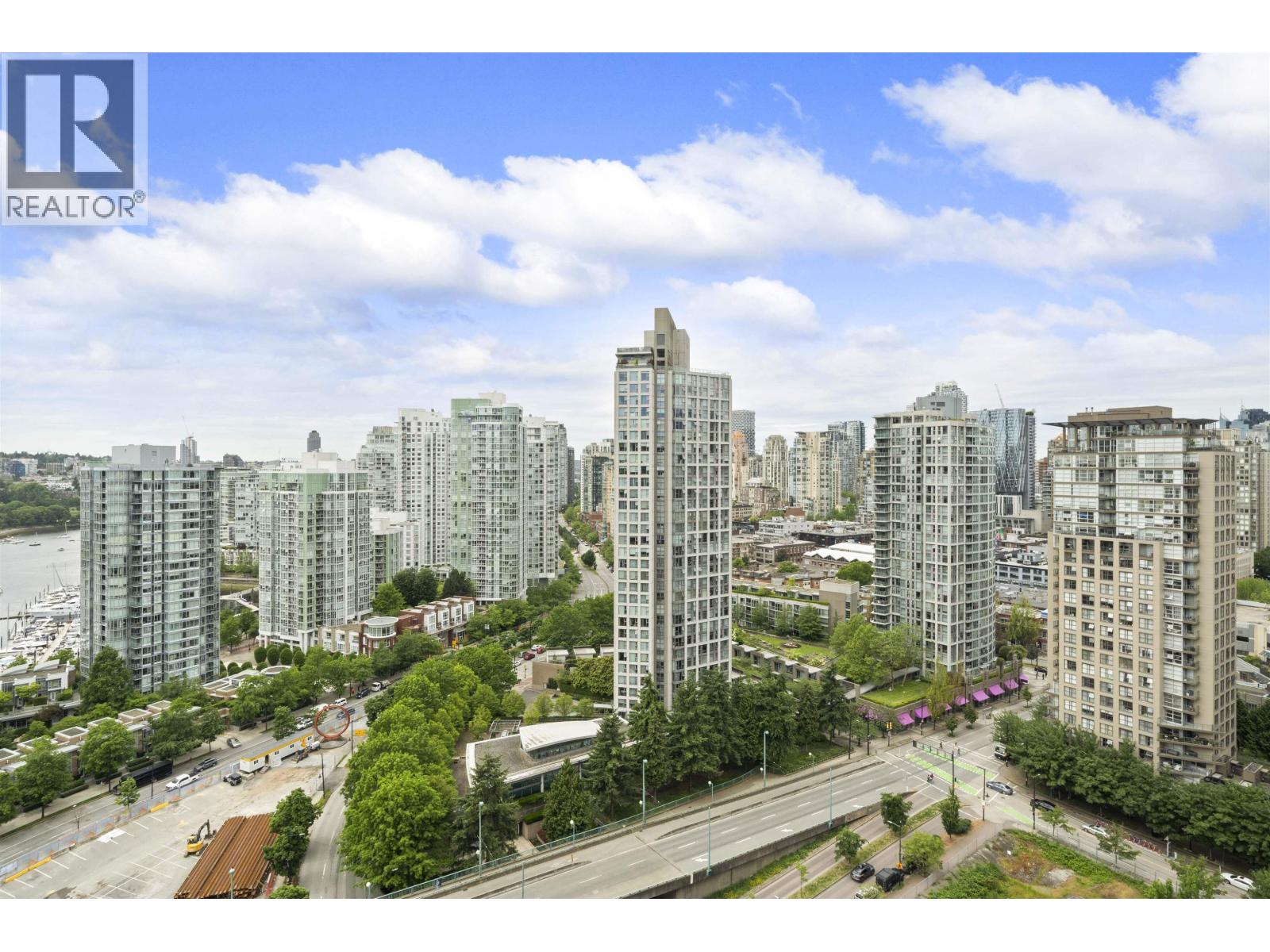 2304 89 NELSON STREET, Vancouver