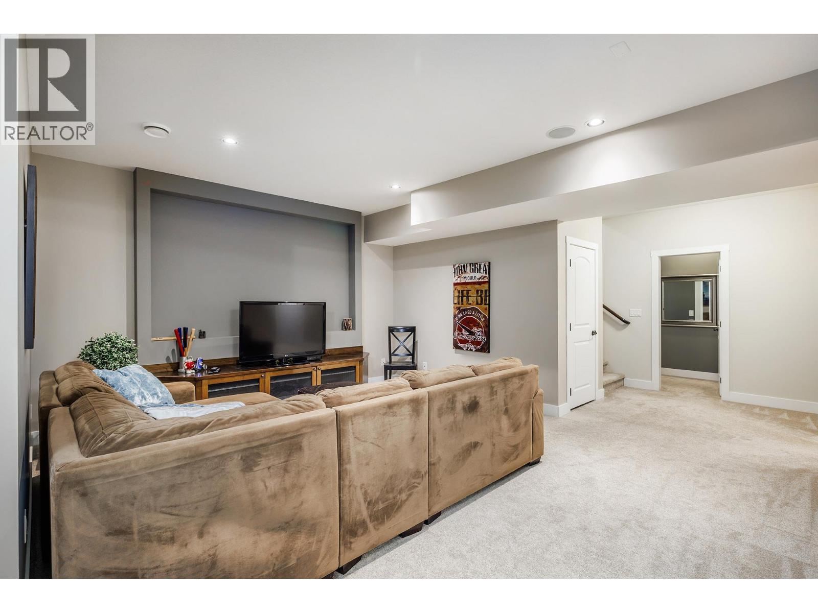  387 Rindle Court, Kelowna