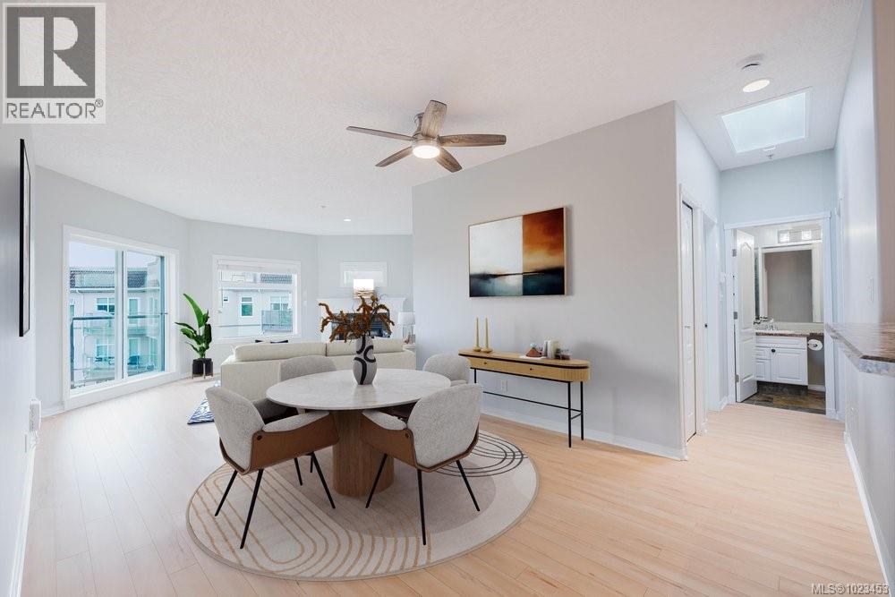 401 1085 Tillicum Road, Esquimalt