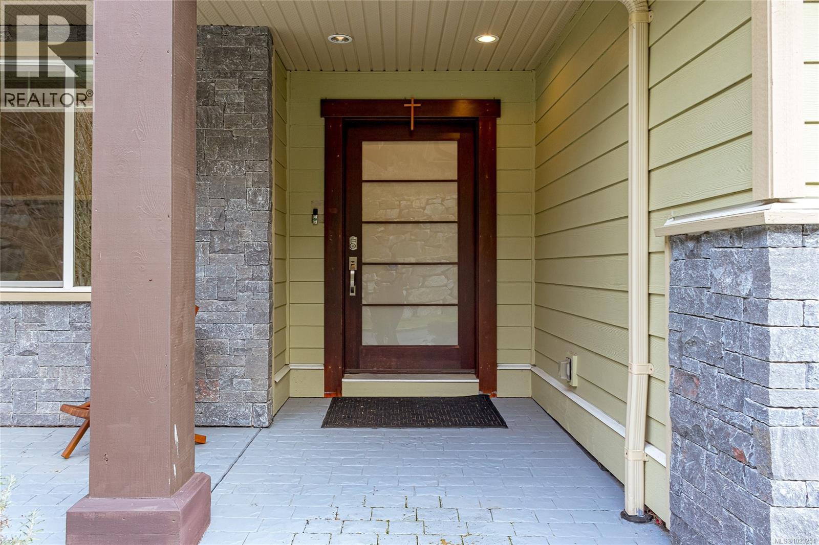  2344 Nicklaus Drive, Langford