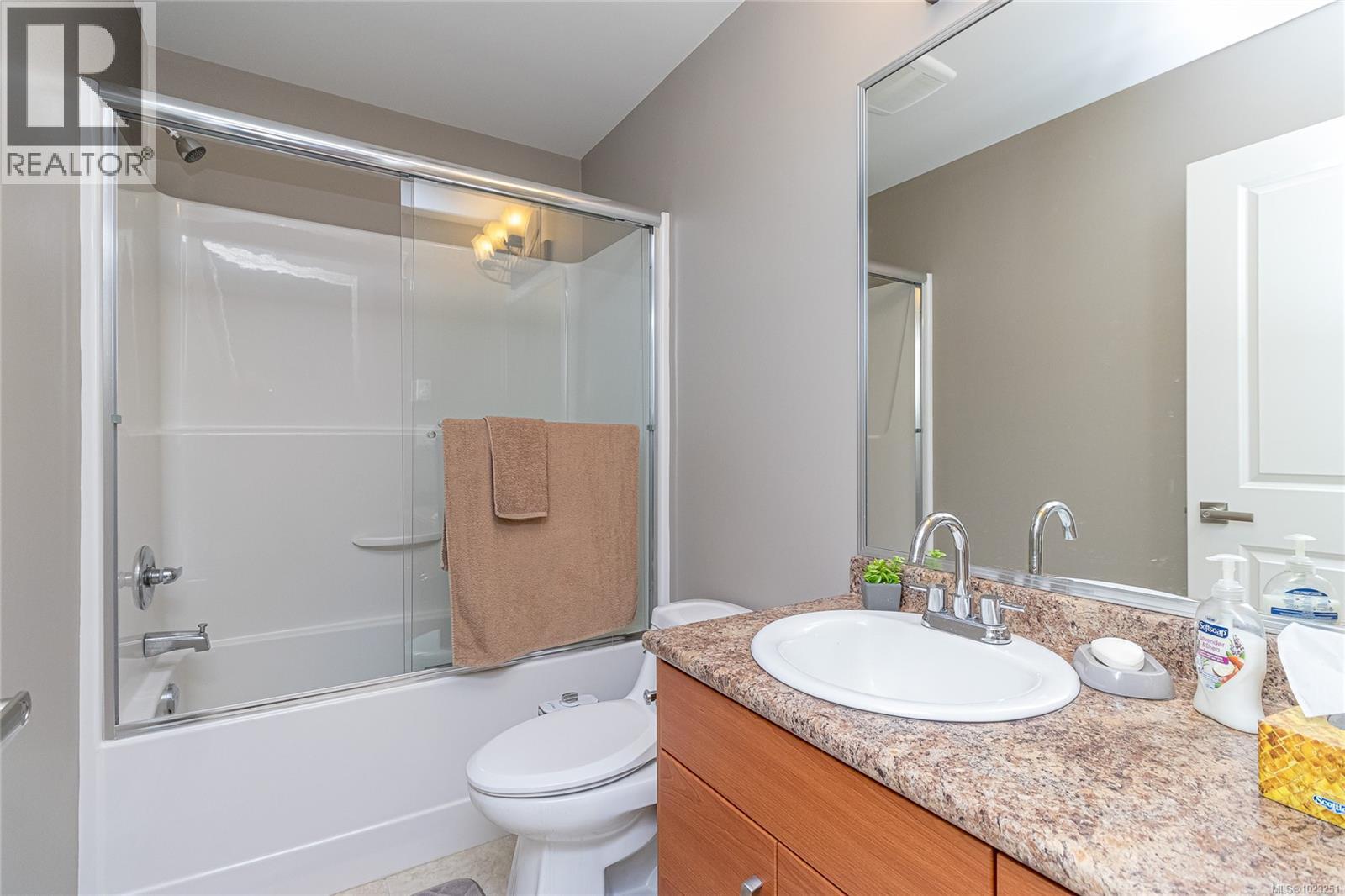  2344 Nicklaus Drive, Langford