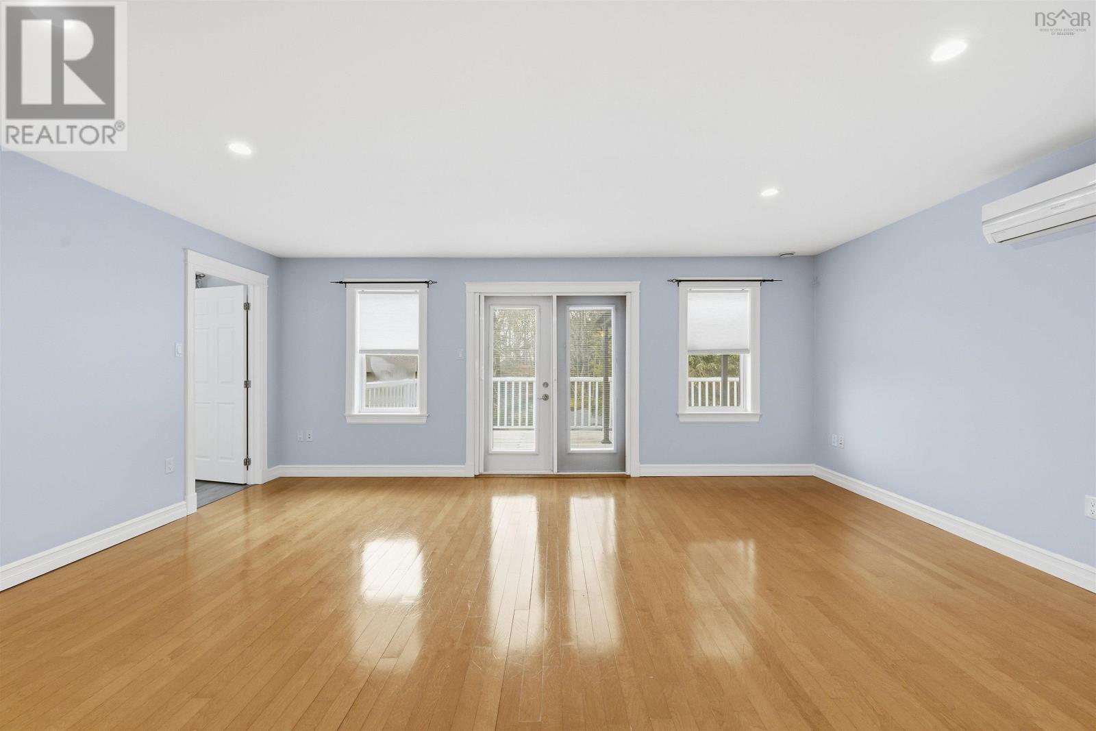 Property 31 of 49 of 24 Gilbert Street