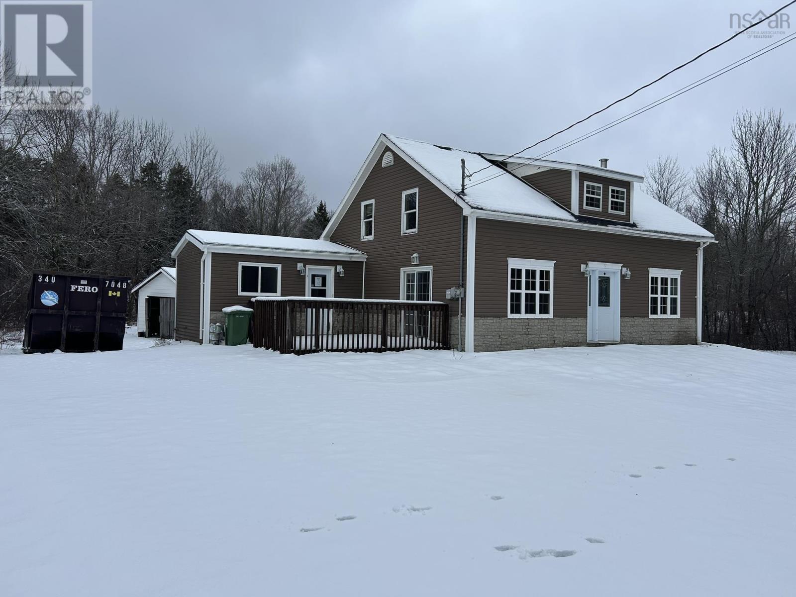 Property photo of 1101 WYVERN Road