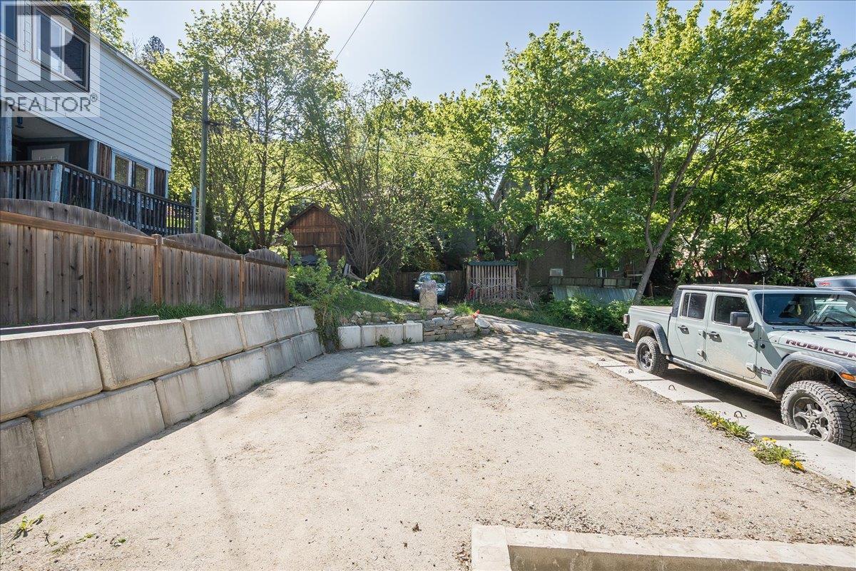 922 FRONT Street, Nelson