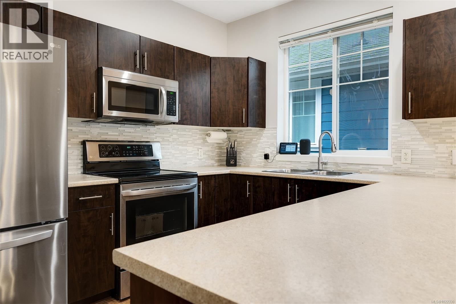  3593 Kinetic Court, Langford