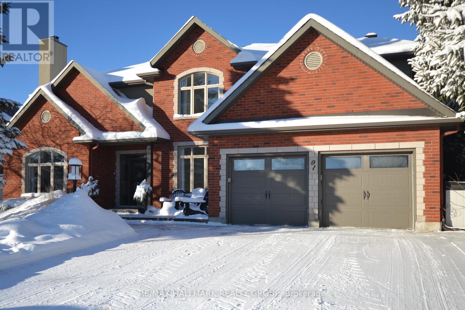 Welcome to 91 Shaughnessy Crescent in Kanata Lakes
