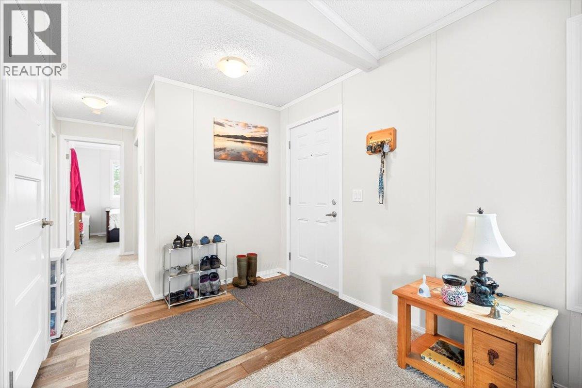 22 WILDERNESS HEIGHTS Drive - Photo 4 of 43, Elkford, British Columbia