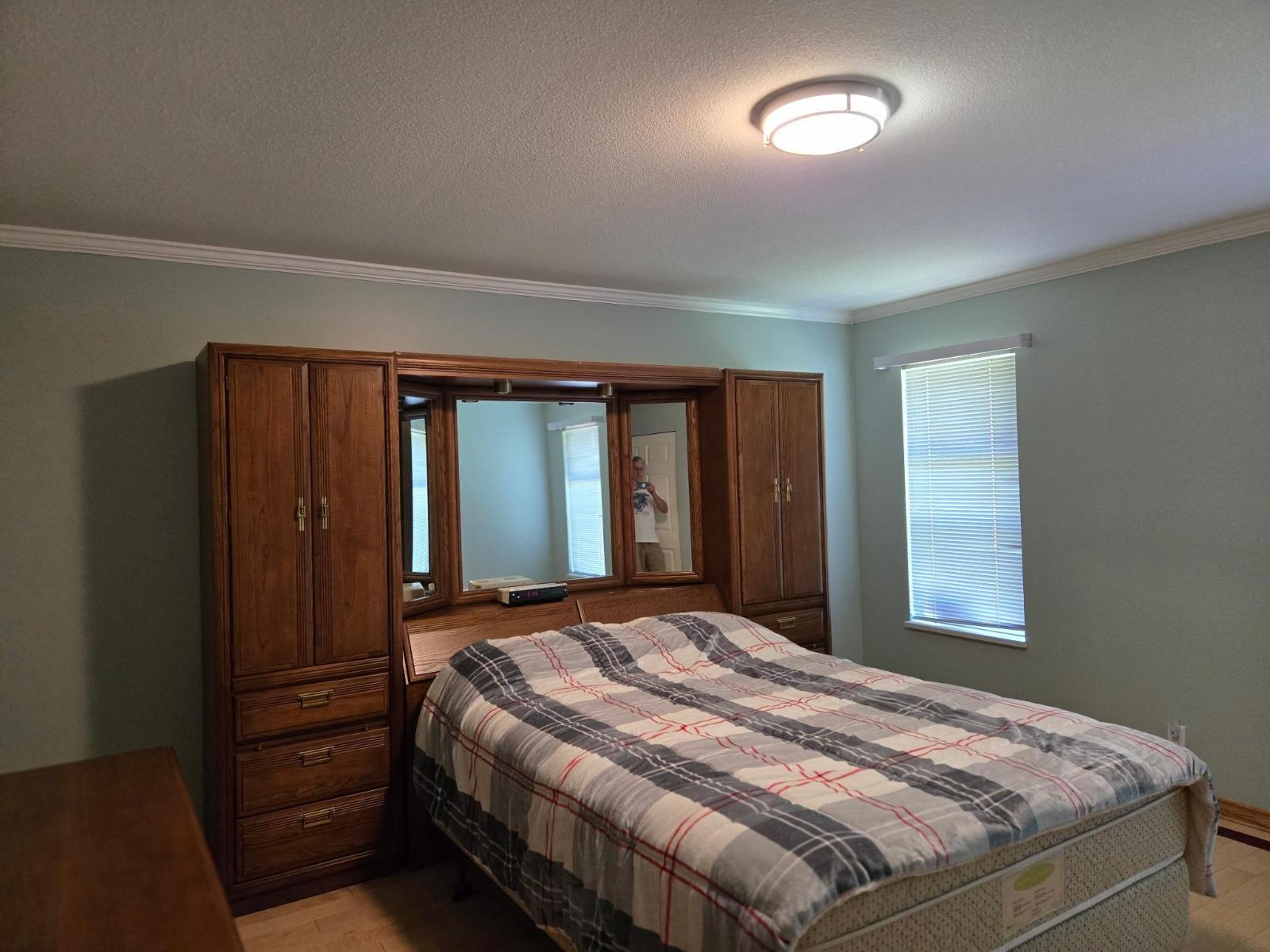 16481 86 AVENUE, Surrey