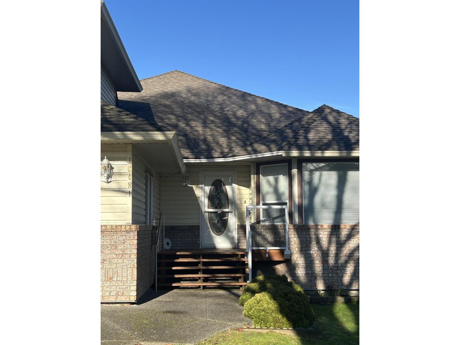 16481 86 AVENUE, Surrey