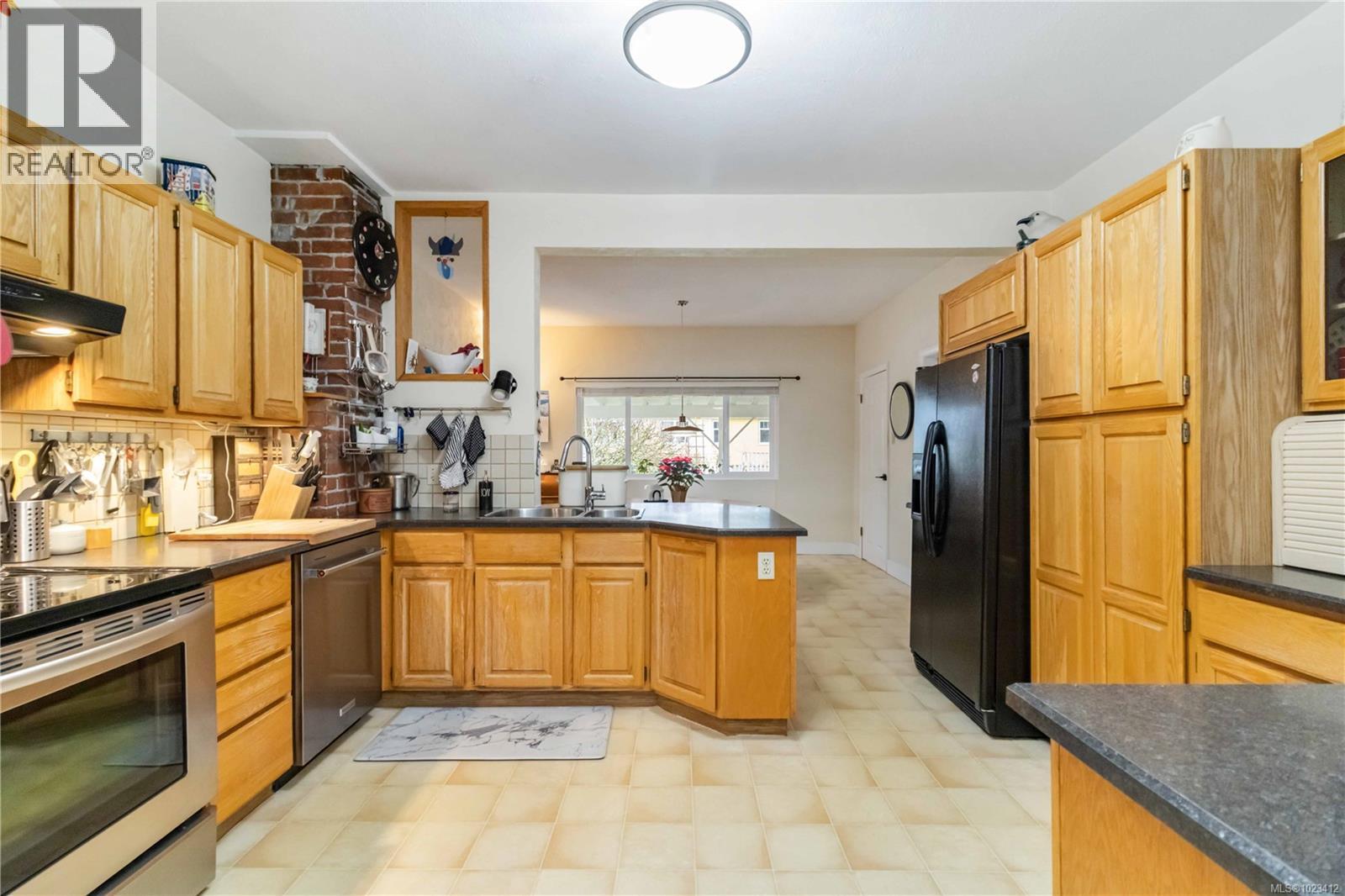  956 Westing Road, Saanich