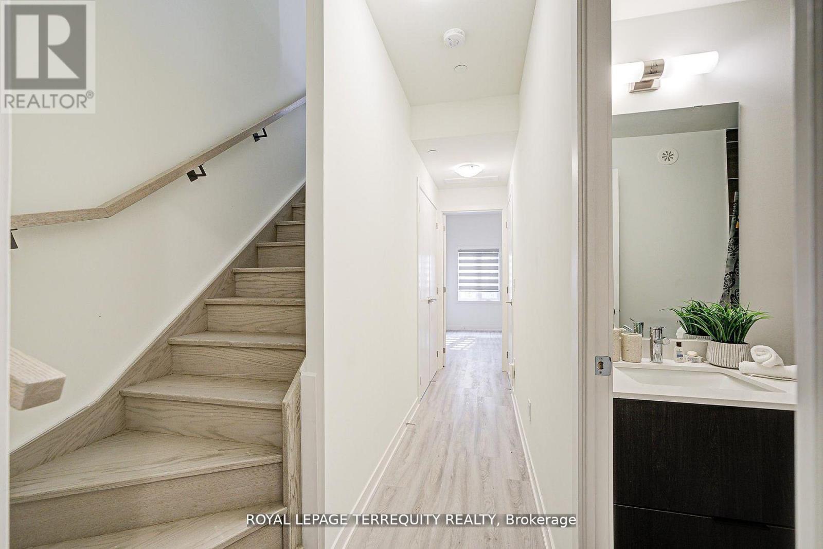 #601 7 STECKLEY HOUSE LANE - 22