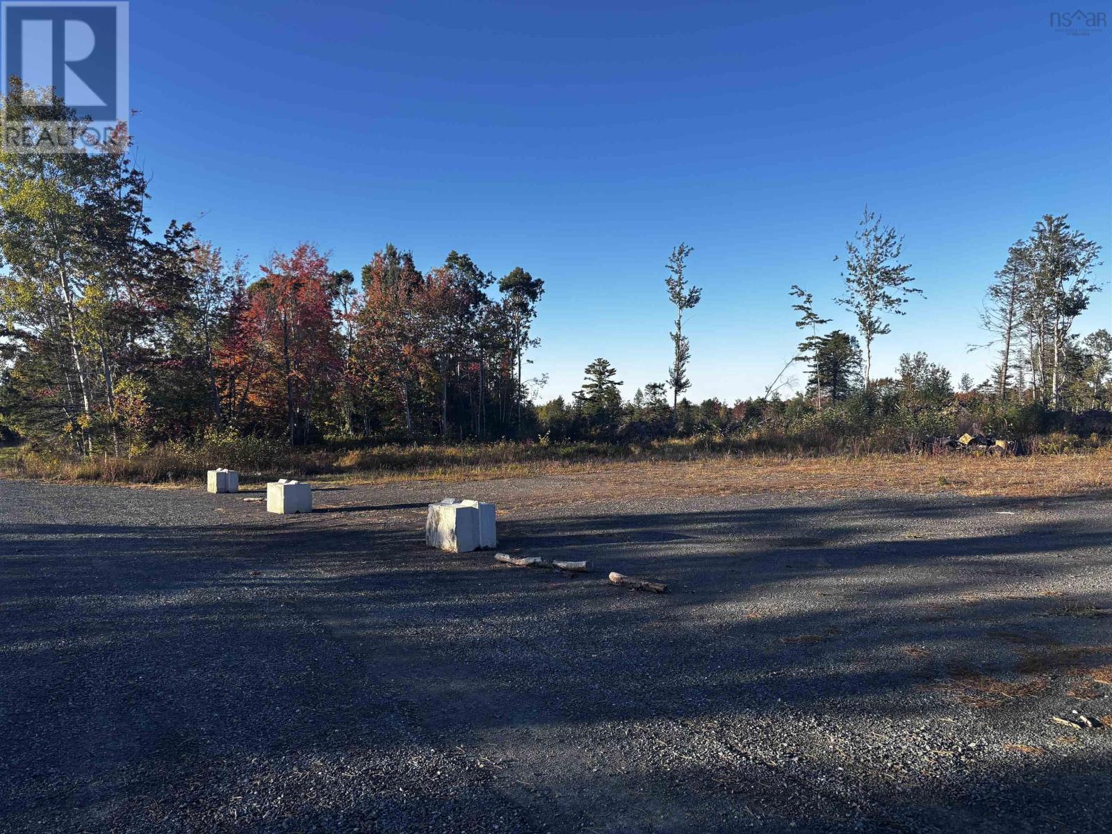 Property 15 of 16 of 7013 Highway 6