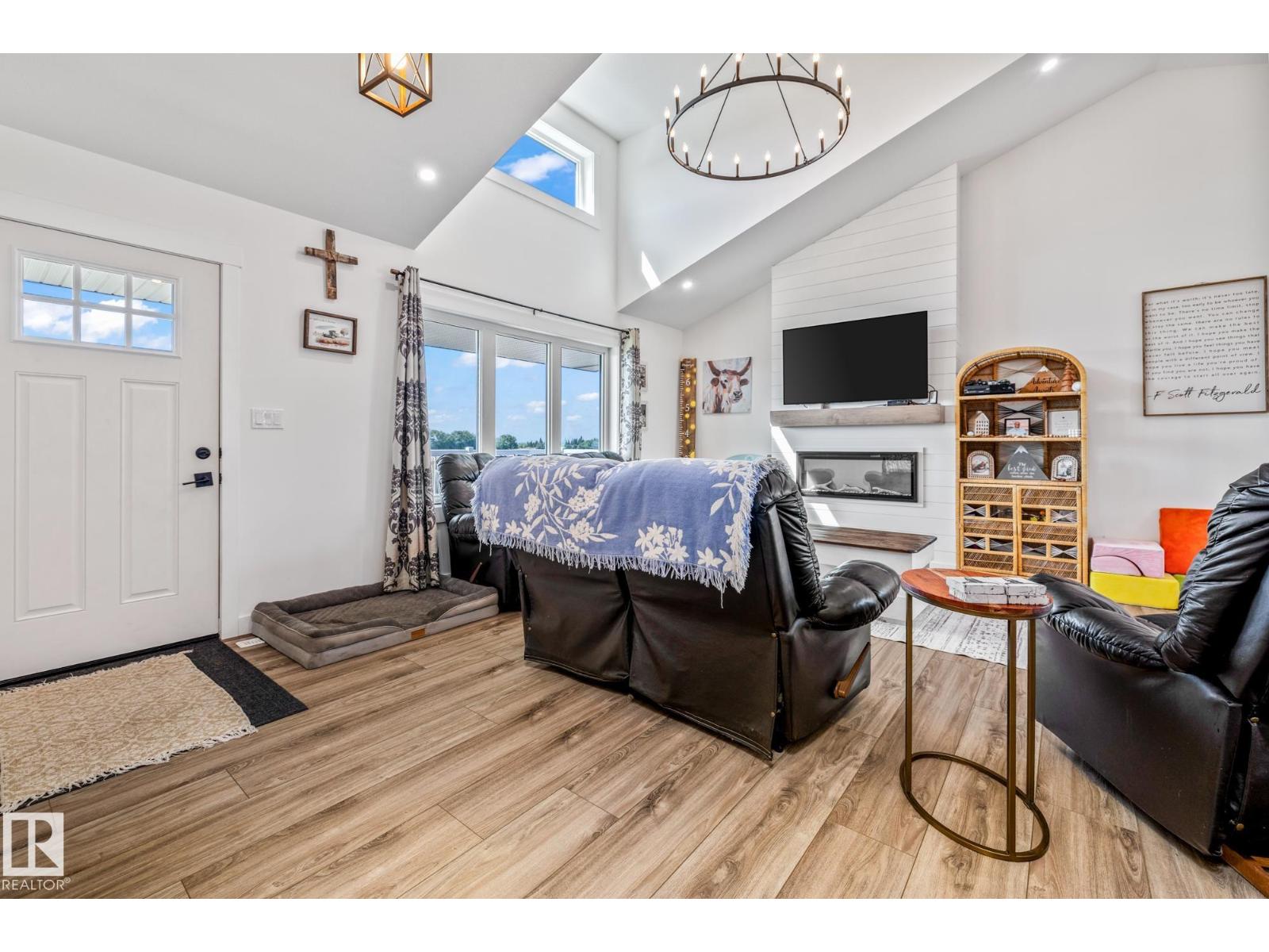 
          59351 Range Road 155
            <br/>
            <span>Rural Smoky Lake County</span>
            , 
            <span>AB</span>
             <span>T0A3C0</span>
         - Photo 43