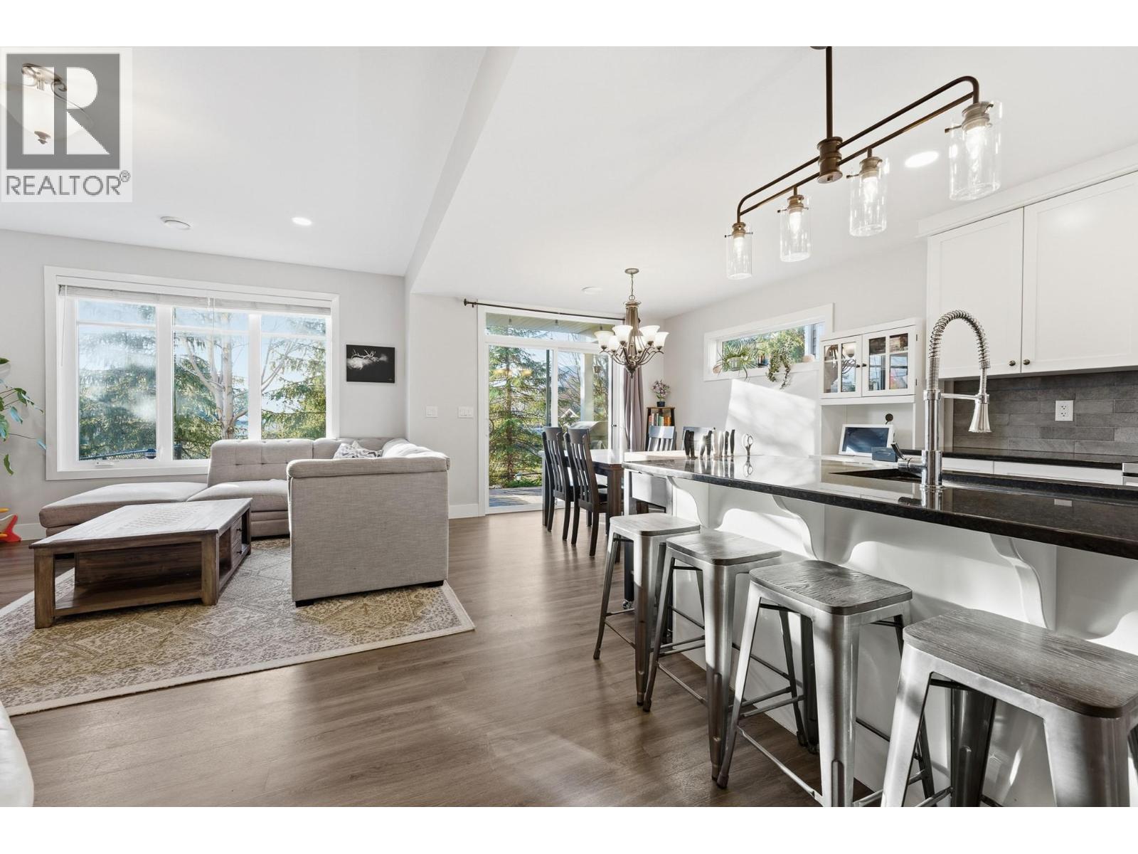 16 6635 Tronson Road, Vernon