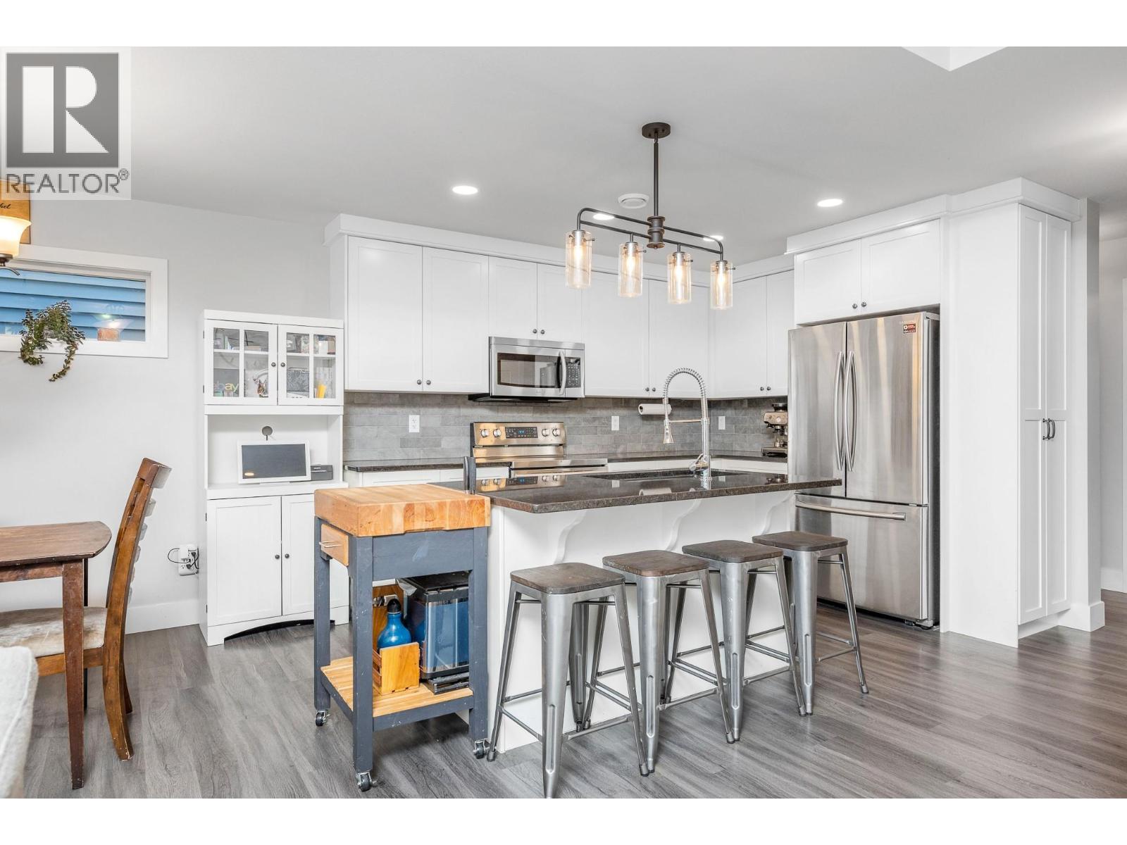 16 6635 Tronson Road, Vernon