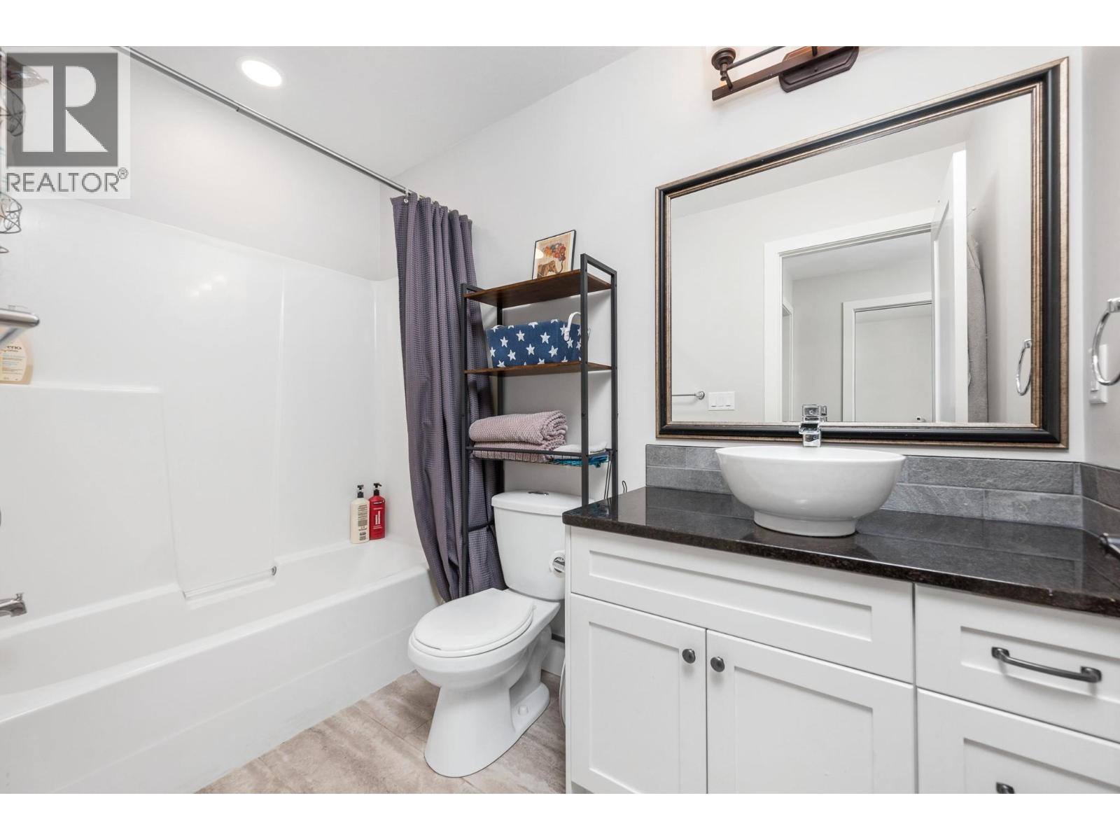 16 6635 Tronson Road, Vernon