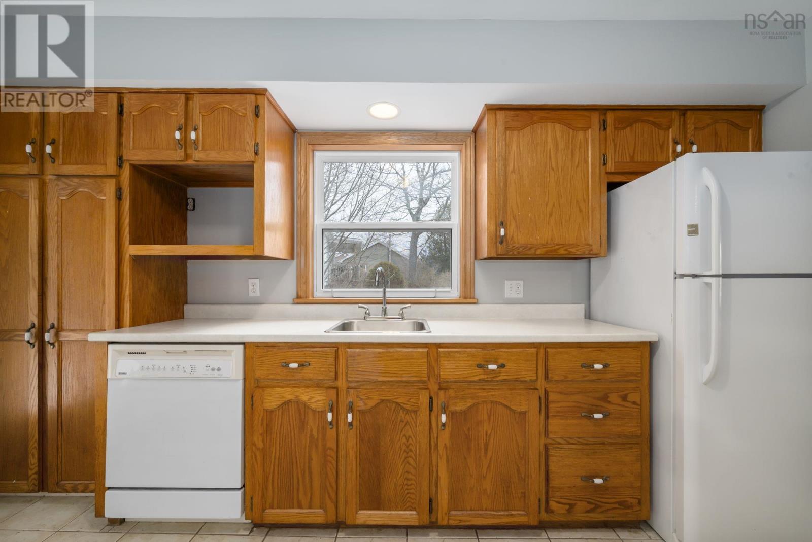 Property 14 of 40 of 282 Rocky Lake Drive