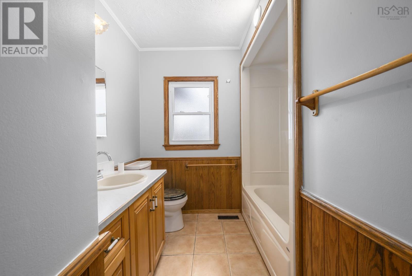 Property 22 of 40 of 282 Rocky Lake Drive