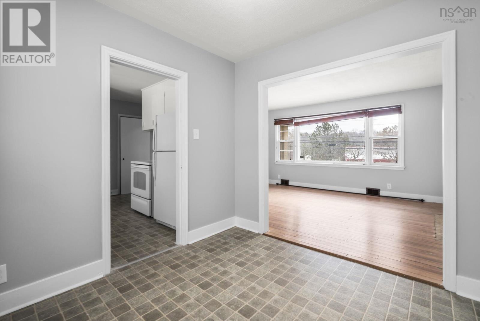 Property 11 of 49 of 276 Rocky Lake Drive