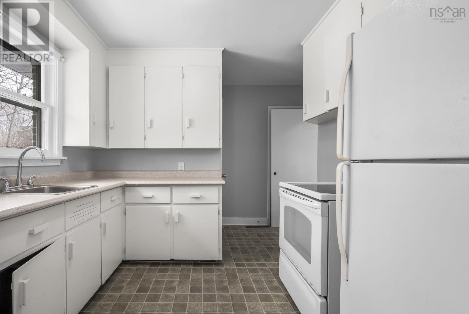 Property 13 of 49 of 276 Rocky Lake Drive