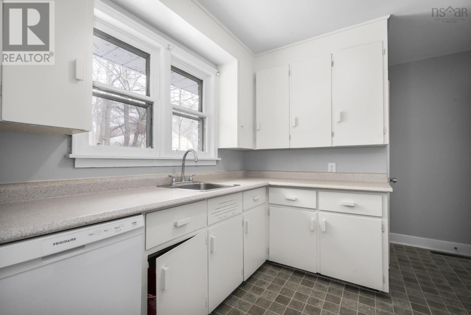 Property 14 of 49 of 276 Rocky Lake Drive