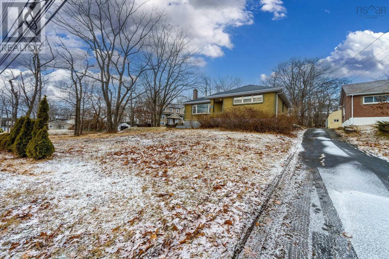 Property 31 of 49 of 276 Rocky Lake Drive