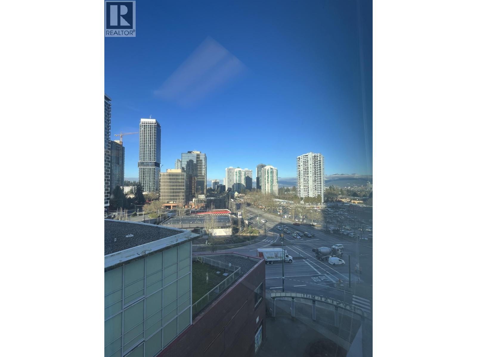 Office in Burnaby - Image 6