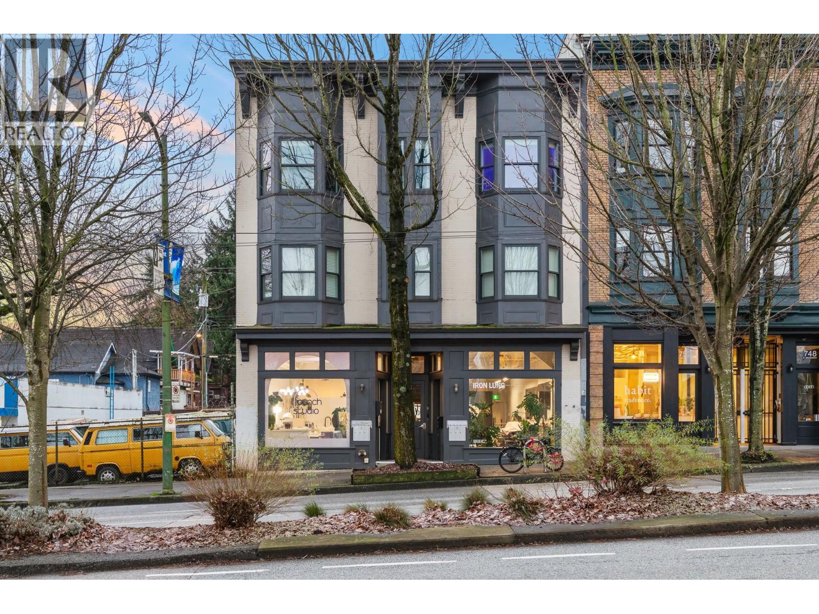 Retail in Vancouver - Image 18