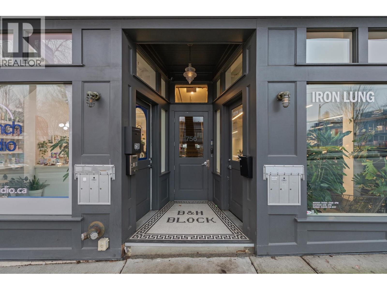 Retail in Vancouver - Image 6