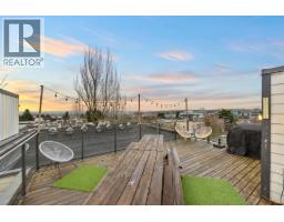 754-758 E Broadway, Vancouver, BC V5T1X9 Photo 14