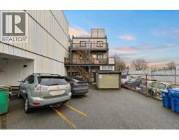 754-758 E Broadway, Vancouver, BC V5T1X9 Photo 9