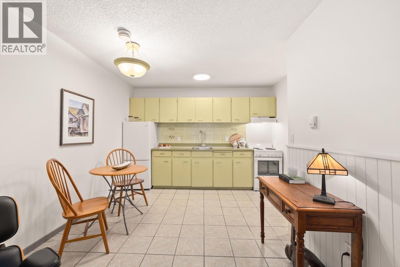 312 2033 W 7TH AVENUE, Vancouver