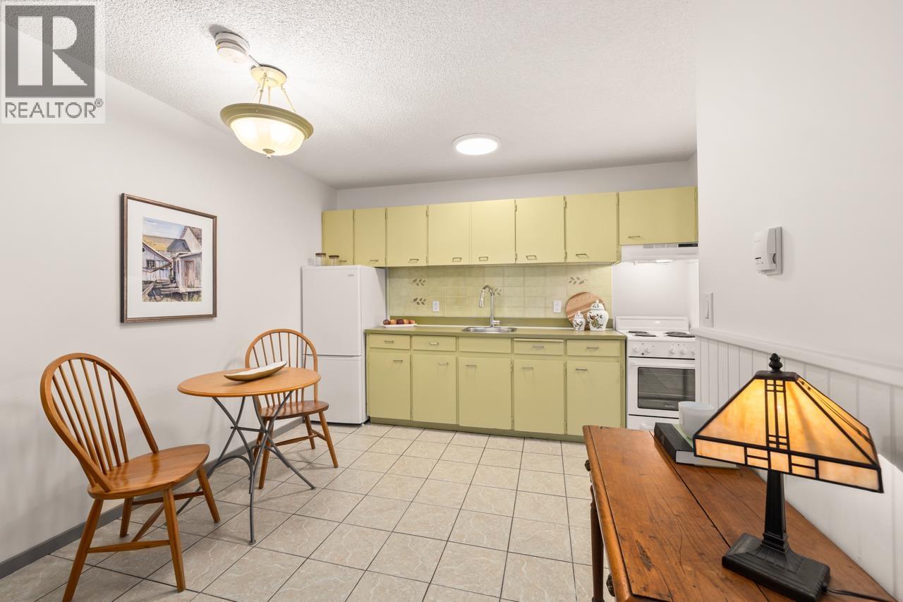 312 2033 W 7TH AVENUE, Vancouver