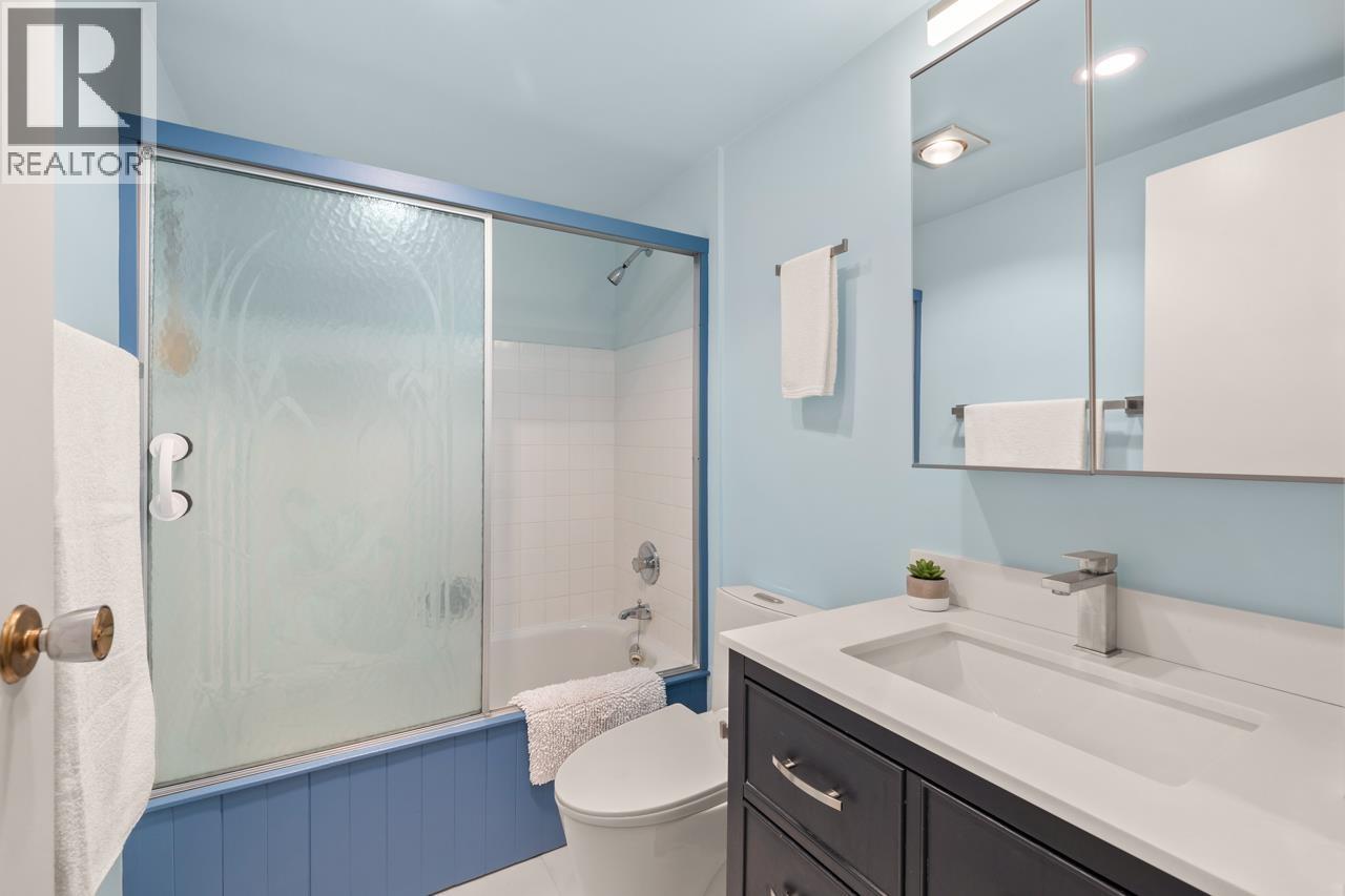 312 2033 W 7TH AVENUE, Vancouver