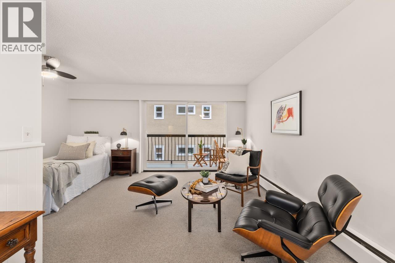 312 2033 W 7TH AVENUE, Vancouver