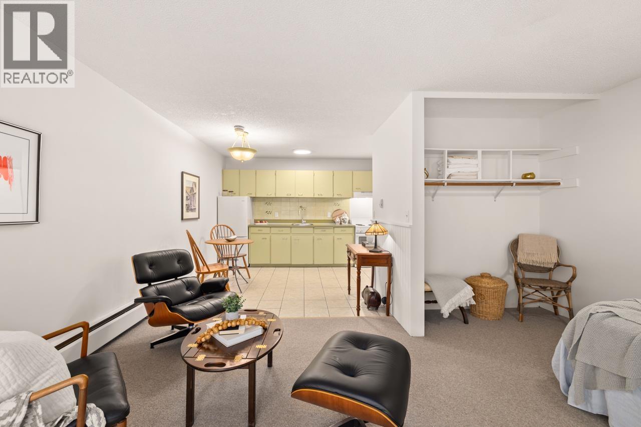 312 2033 W 7TH AVENUE, Vancouver