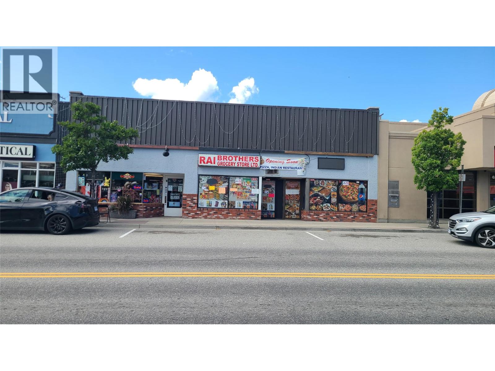 6272 MAIN Street, Oliver