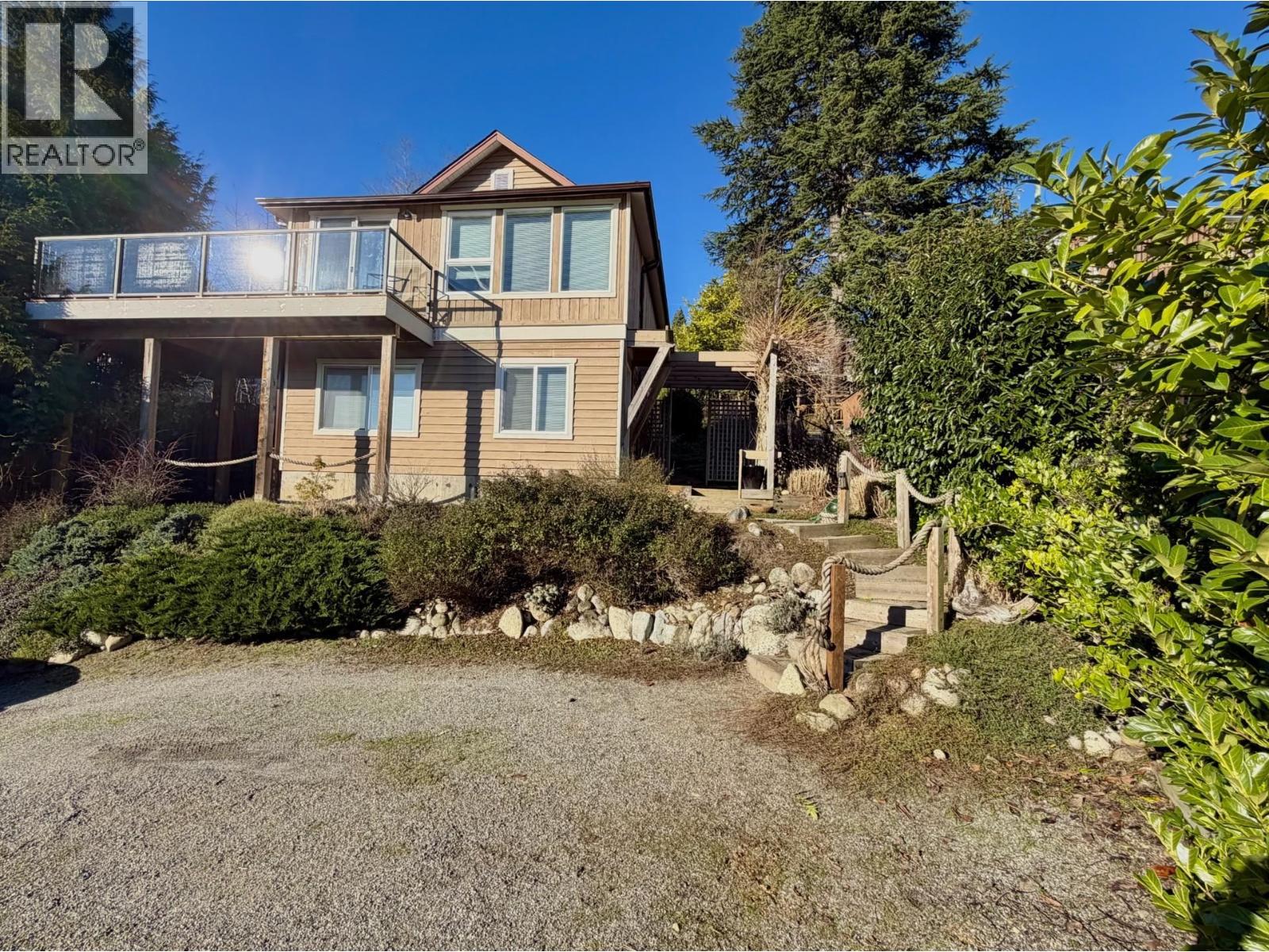 512 S FLETCHER ROAD, Gibsons