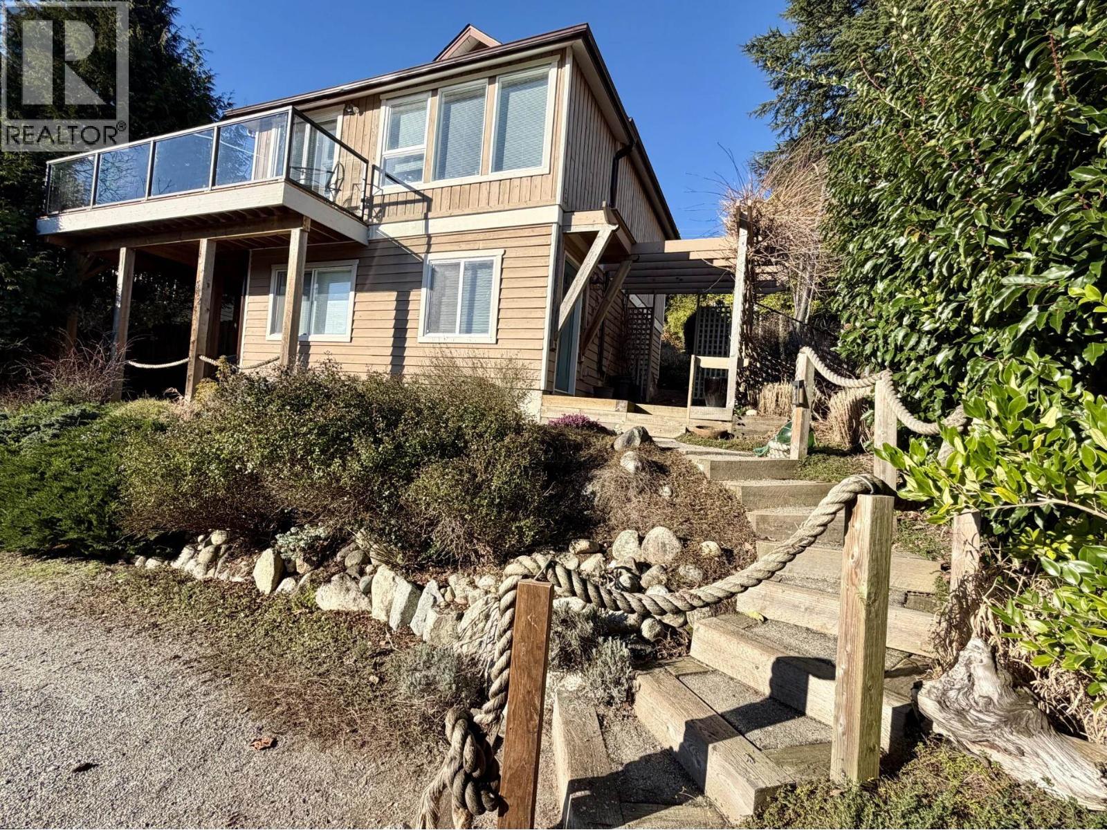 512 S FLETCHER ROAD, Gibsons