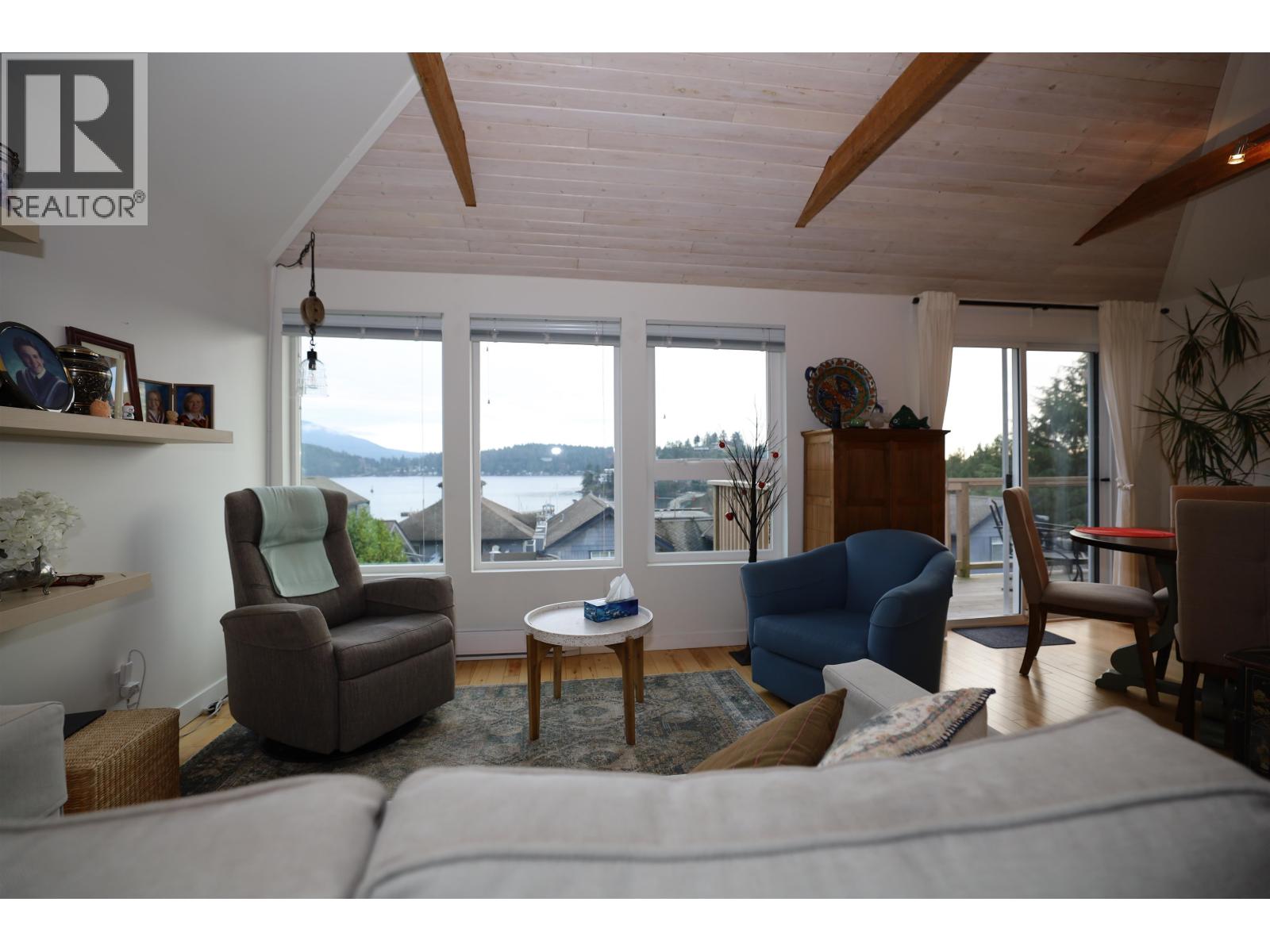 512 S FLETCHER ROAD, Gibsons