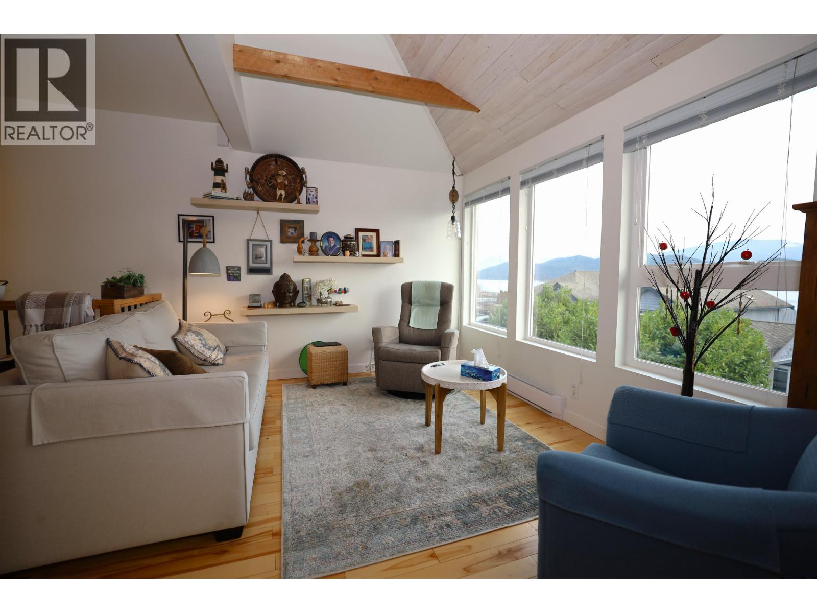 512 S FLETCHER ROAD, Gibsons