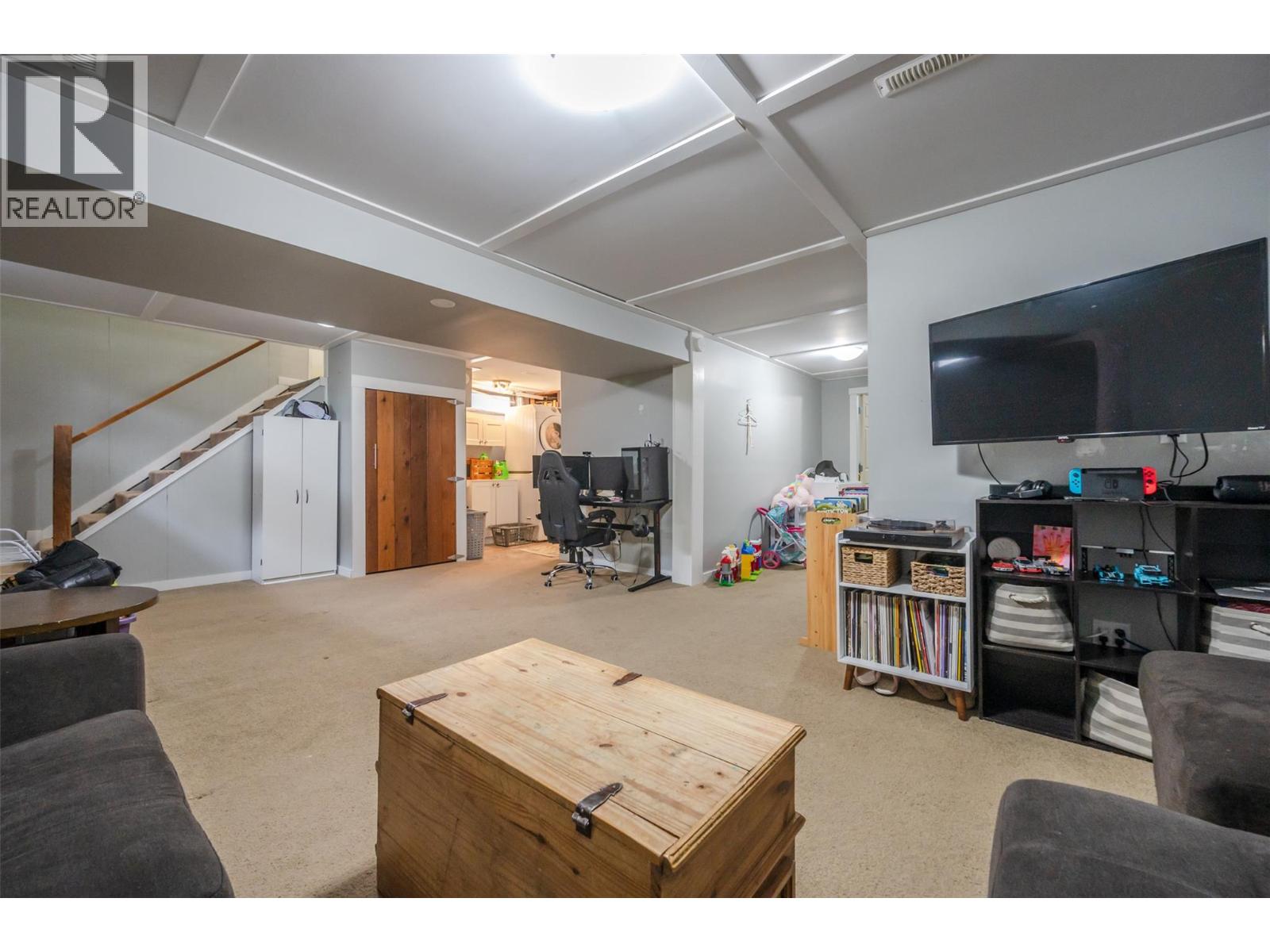 116 MCPHERSON Crescent, Penticton