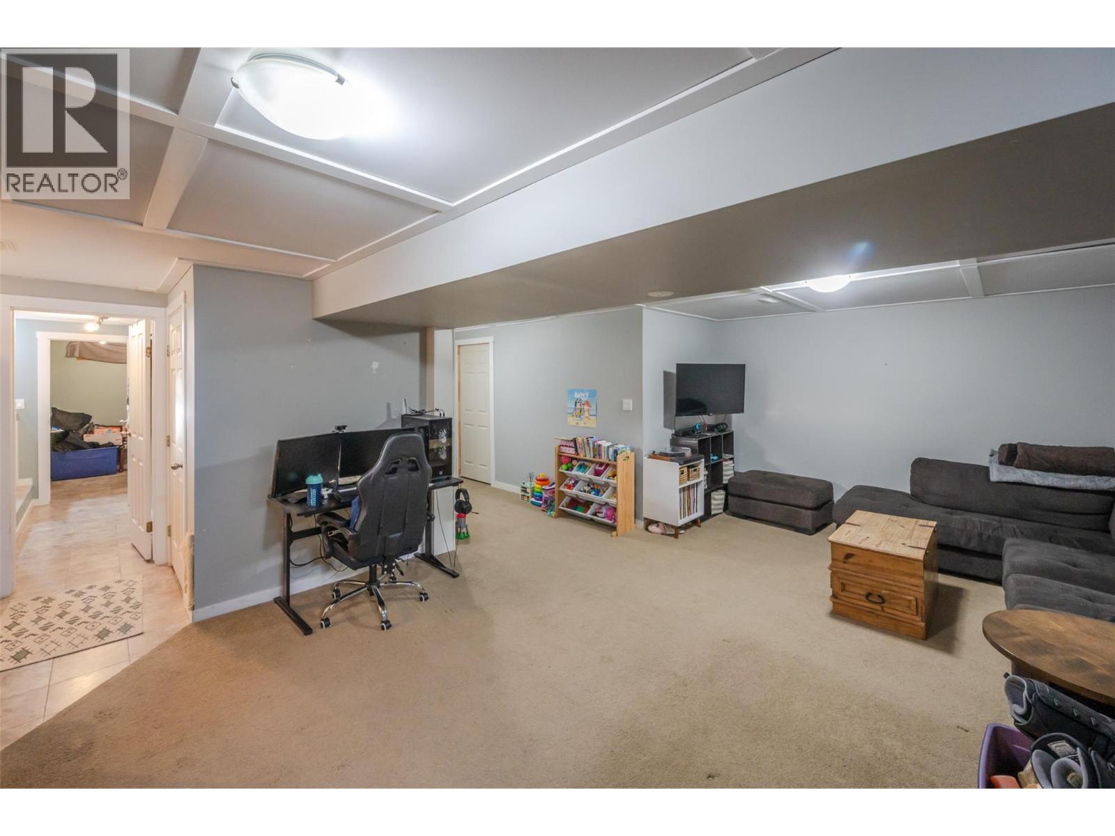 116 MCPHERSON Crescent, Penticton