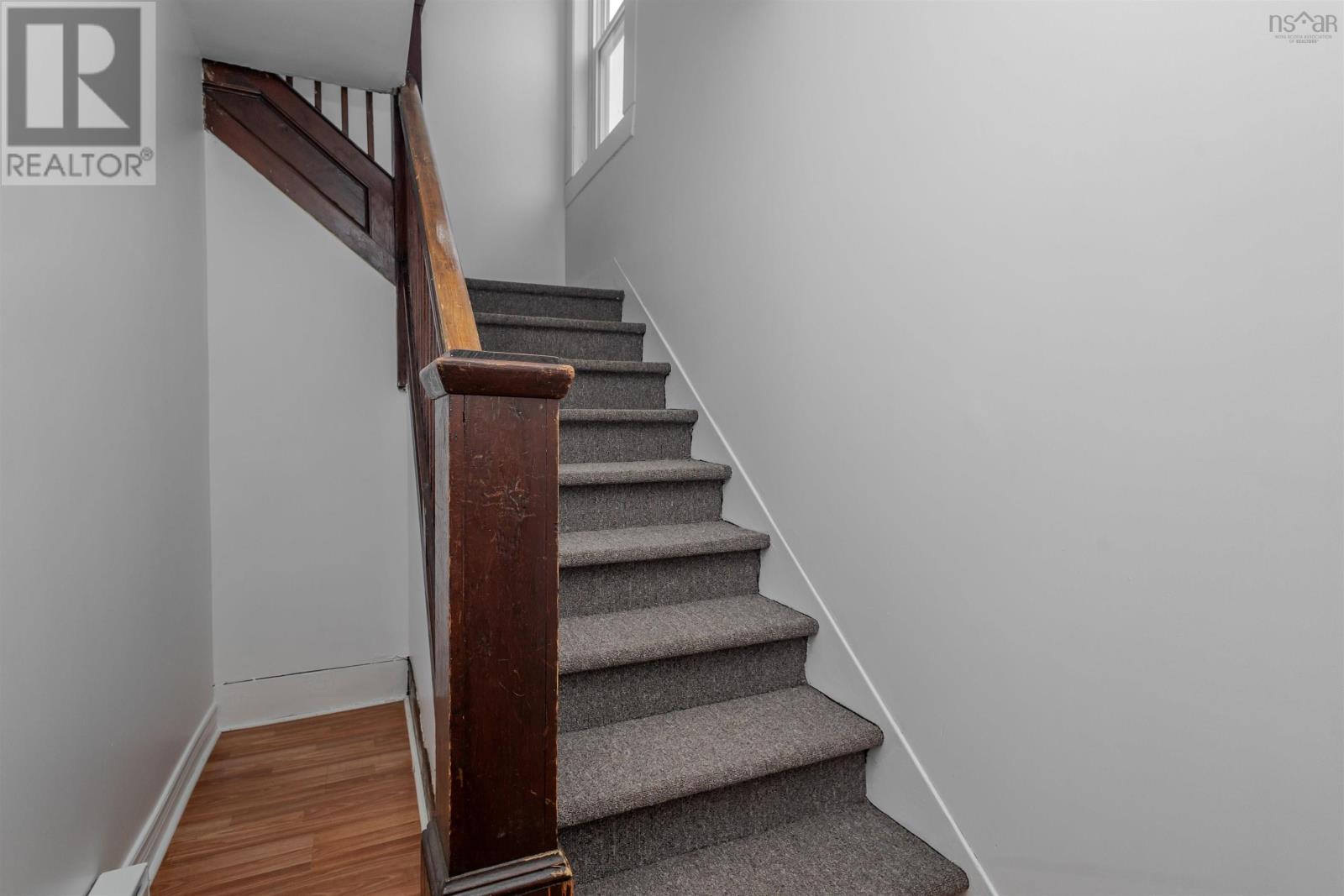 Property 23 of 45 of 212 Argyle Street