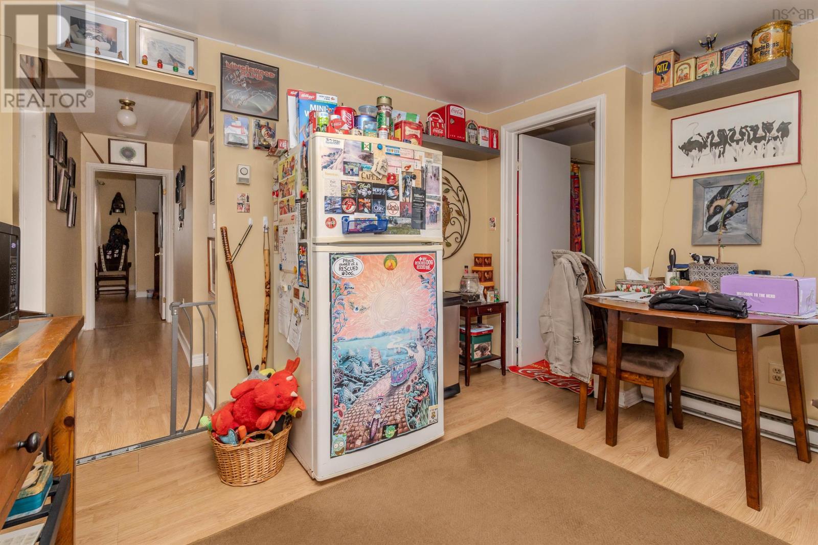 Property 25 of 45 of 212 Argyle Street