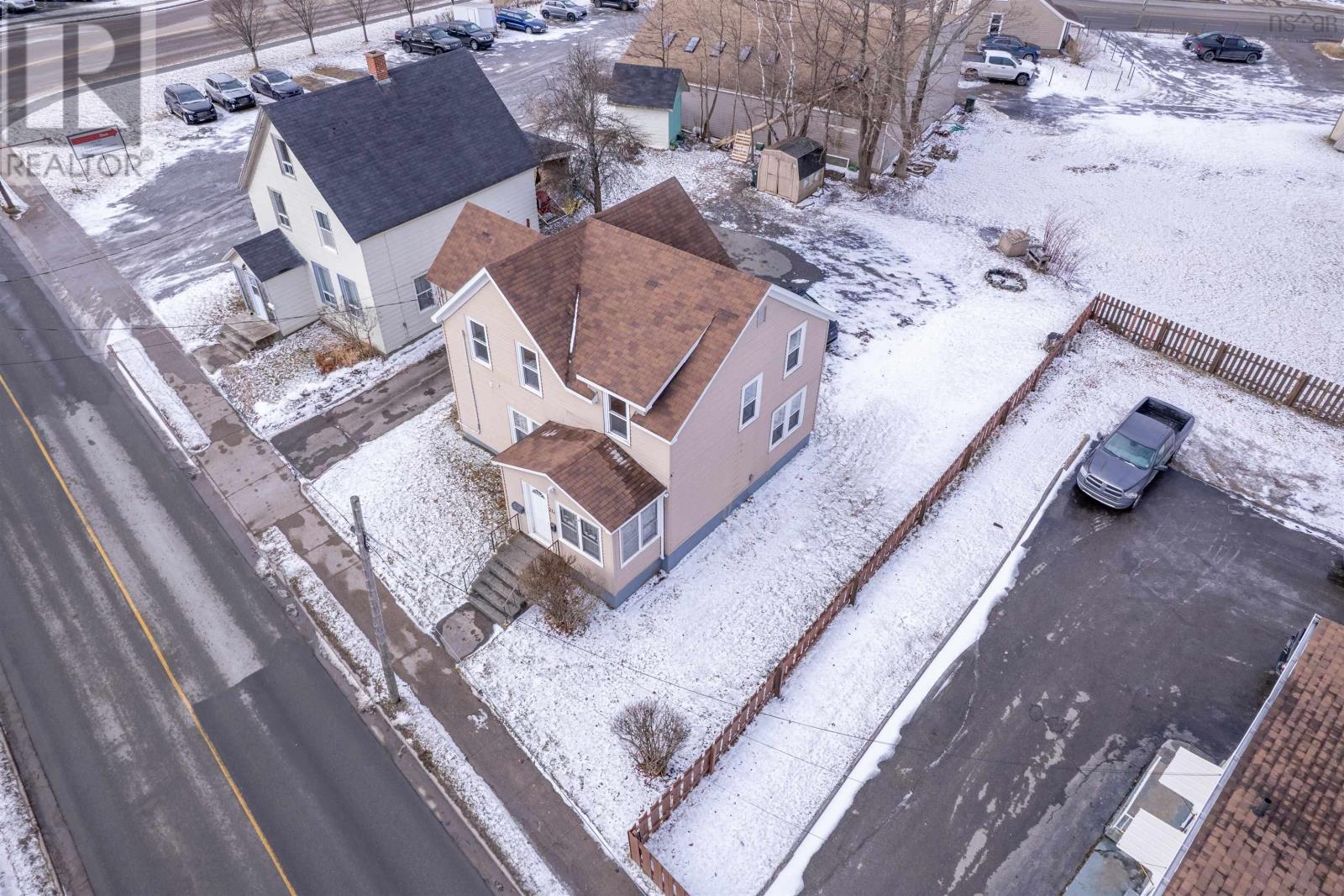 Property 41 of 45 of 212 Argyle Street