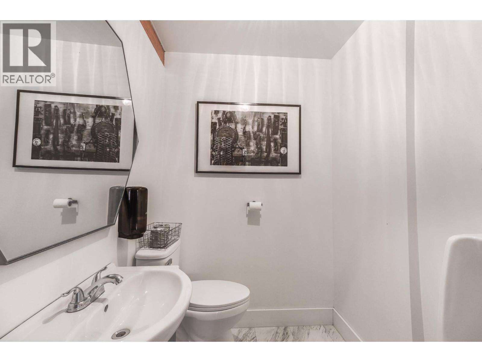 16102 3A Highway, Crawford Bay